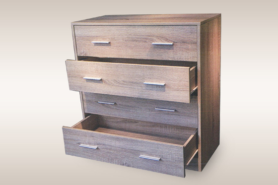 4つの引出しが付いている旧式なカシの材木のベッドサイド・テーブルNightstand