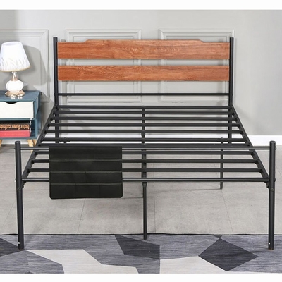 BSCIのSize For Apartment簡単で黒い木の金属の家具の固体錬鉄のベッド王